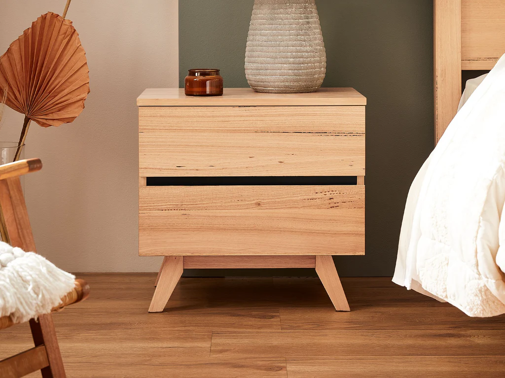 Henley 4 Piece Bedroom Suite - Queen / Natural 5 Henley 4 Piece Bedroom Suite - Queen / Natural