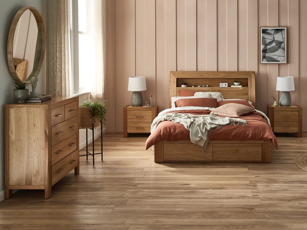 Clovelly Feature 4 Piece Bedroom Suite - Queen / Light Oak