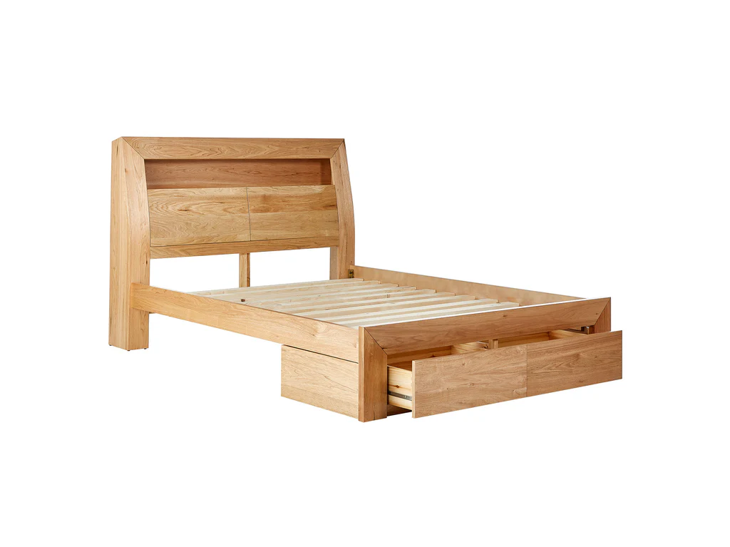 Clovelly Feature 4 Piece Bedroom Suite - Queen / Light Oak 4 Clovelly Feature 4 Piece Bedroom Suite - Queen / Light Oak