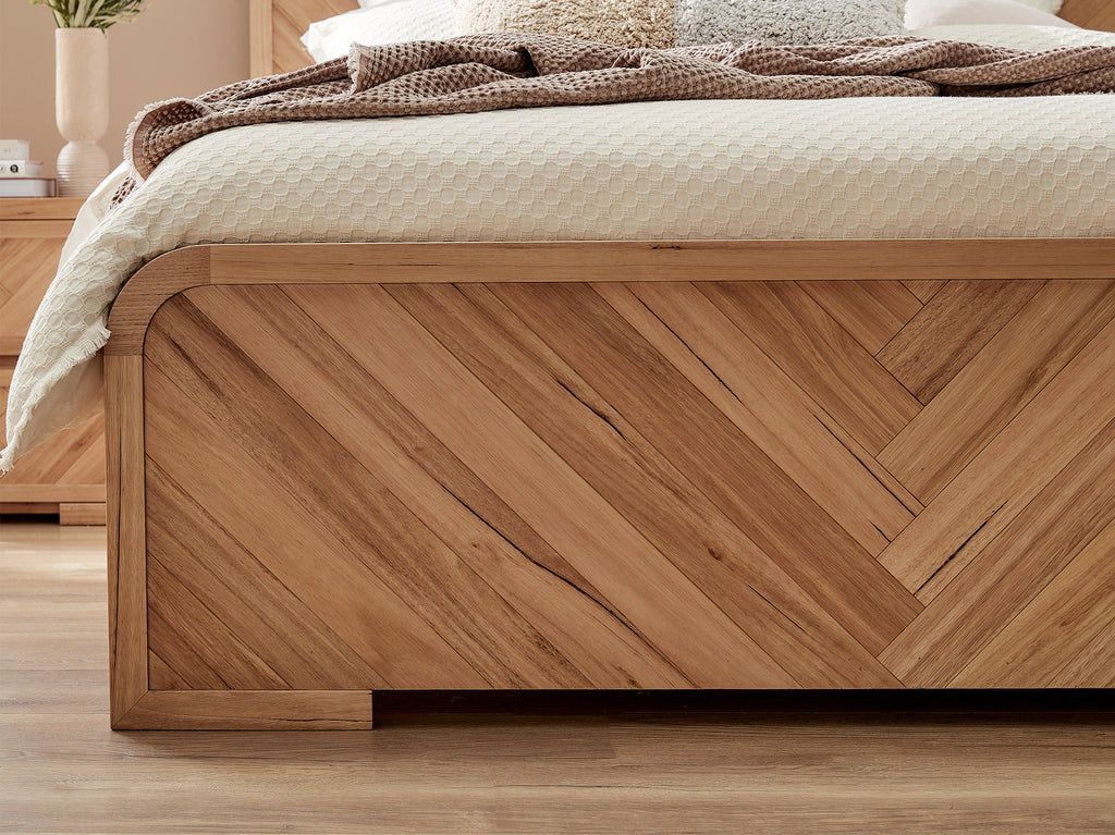 Eva Timber 4 Piece Bedroom Suite - Queen / Natural 4 Eva Timber 4 Piece Bedroom Suite - Queen / Natural