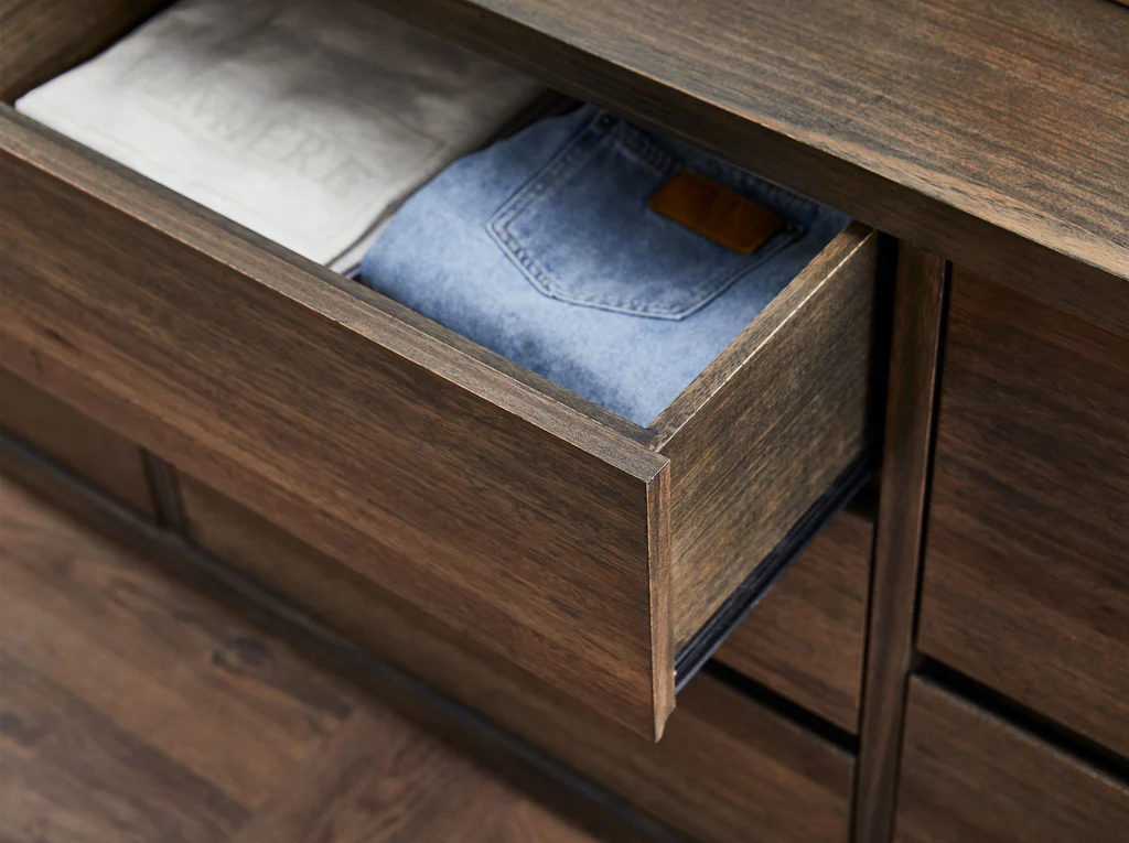 Eastwood Dresser (8 Drawer) - Light French 4 Eastwood Dresser (8 Drawer) - Light French