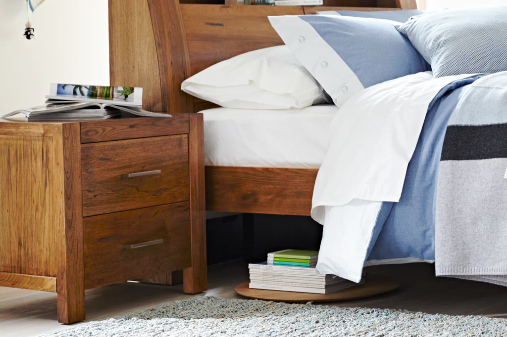 Clovelly Bedside Table - Driftwood Earth