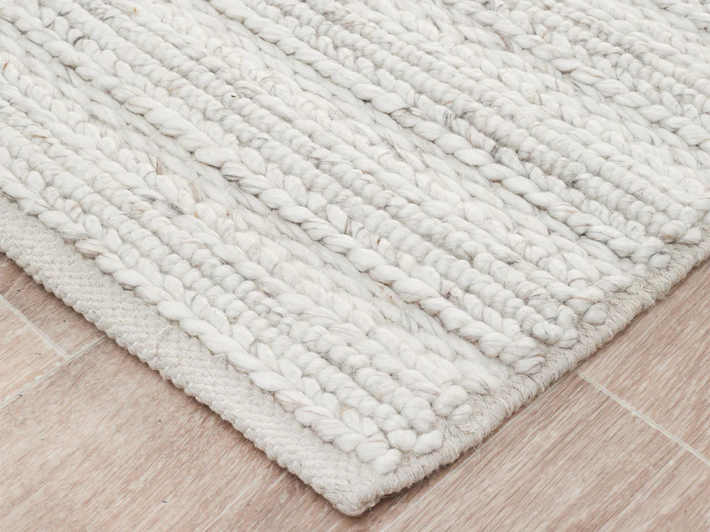 Reverie Floor Rug - 225 X 155cm / Ivory